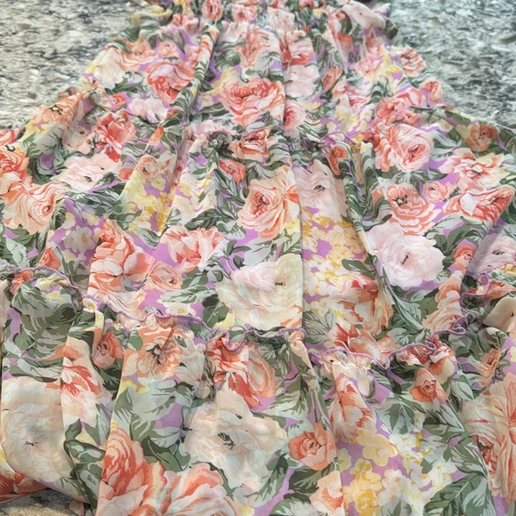 Stella & Julie | Macy’s | Tiered Pastel Floral Sleeveless Maxi Dress Size 4 - Picture 14 of 14
